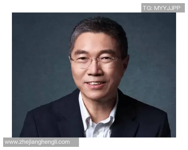 专访吴军:深入探讨飞盘运动崛起背后的成功秘诀与发展潜力 专访吴军:深入探讨飞盘运动崛起背后的成功秘诀与发展潜力