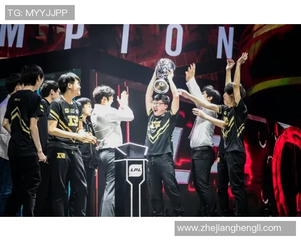 RNG以57分稳居世界冠军杯积分榜首位争夺冠军之路愈发明朗 RNG以57分稳居世界冠军杯积分榜首位争夺冠军之路愈发明朗